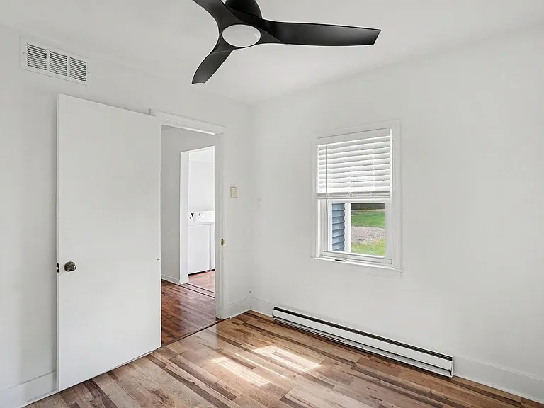 5380 Center St — Photo 14