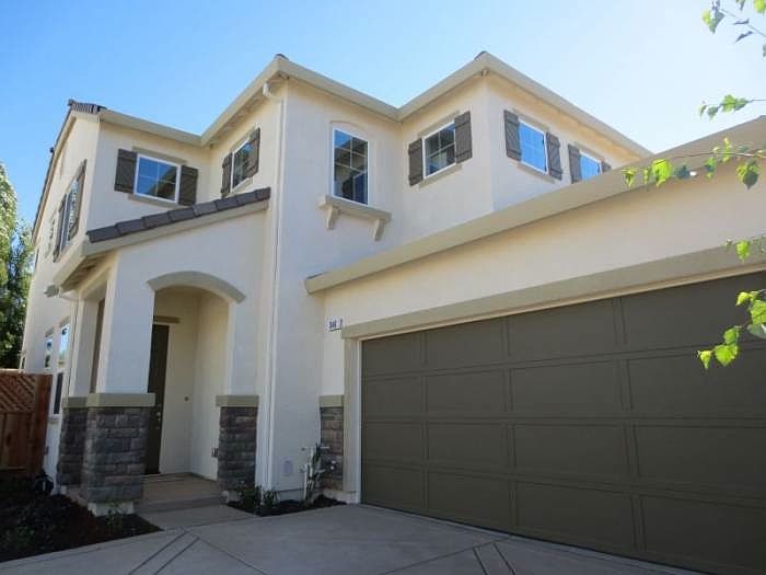 1st image of 346 W Santa Clara Dr