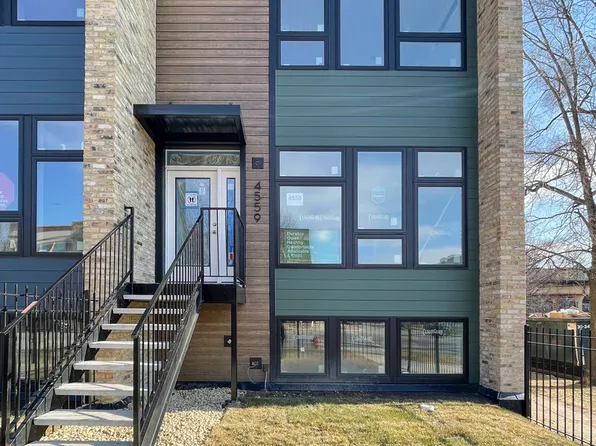 4559 S Prairie Ave, Chicago, IL 60653