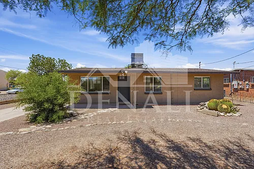 3801 N 4th Ave Photo 1