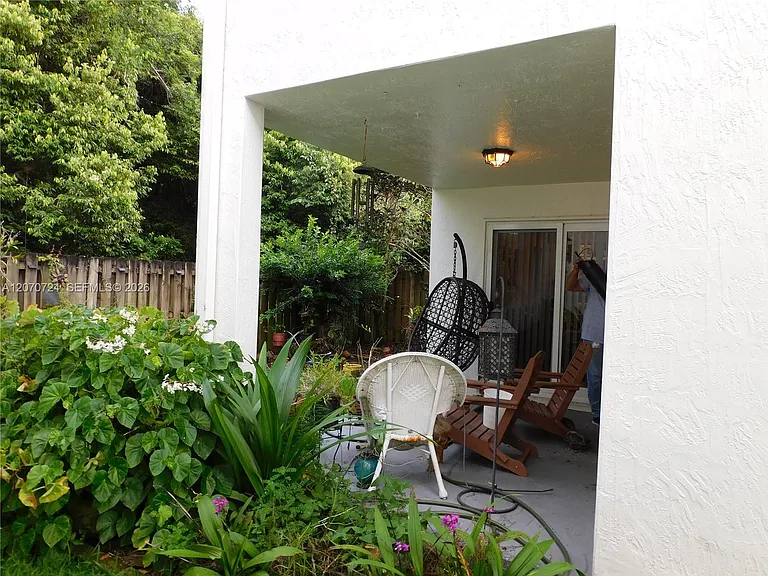 14271 SW 150th Ave — Photo 61