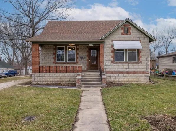 508 1st St, Warrenton, MO 63383