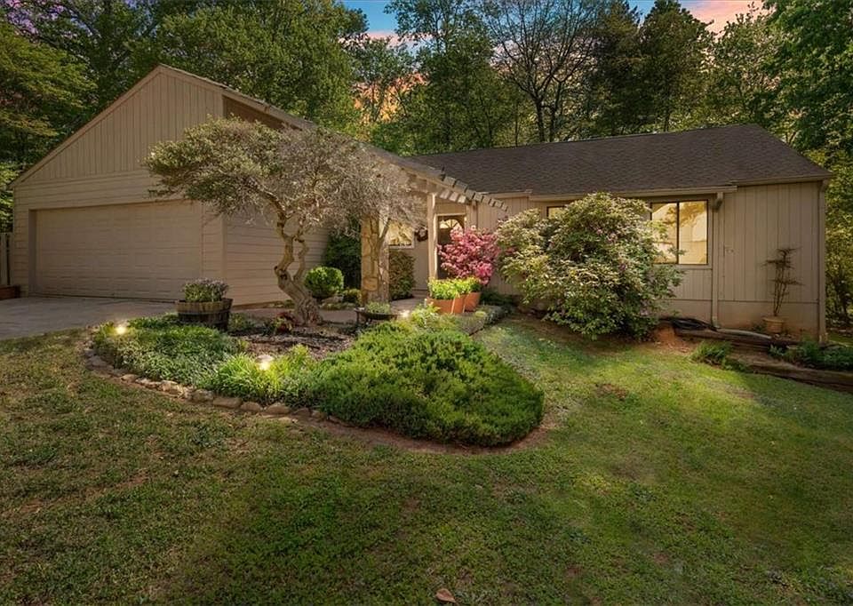 1st image of 4962 Cherrydale Dr