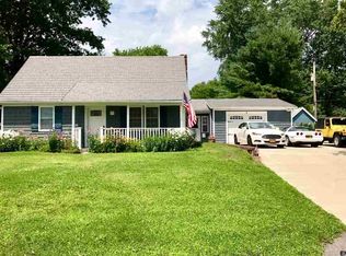 2 Burns Pl, Latham, NY 12110