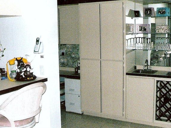 wet bar