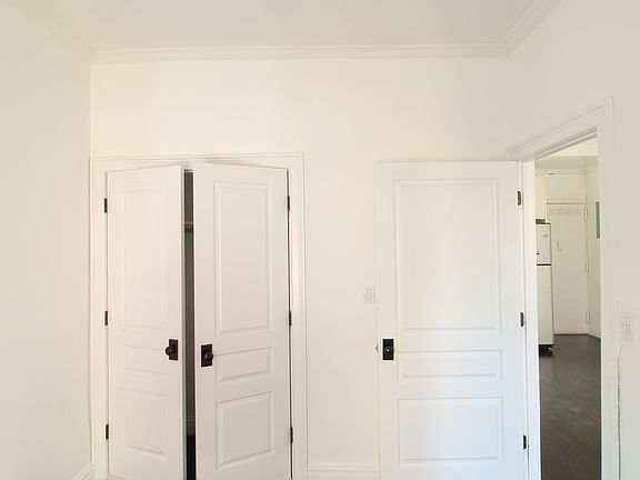 5th image of 156 Sullivan St APT 18
