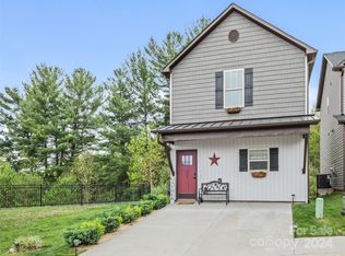 177 Cardwell Ln, Fletcher, NC 28732