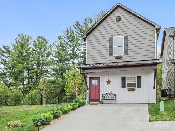 177 Cardwell Ln, Fletcher, NC 28732