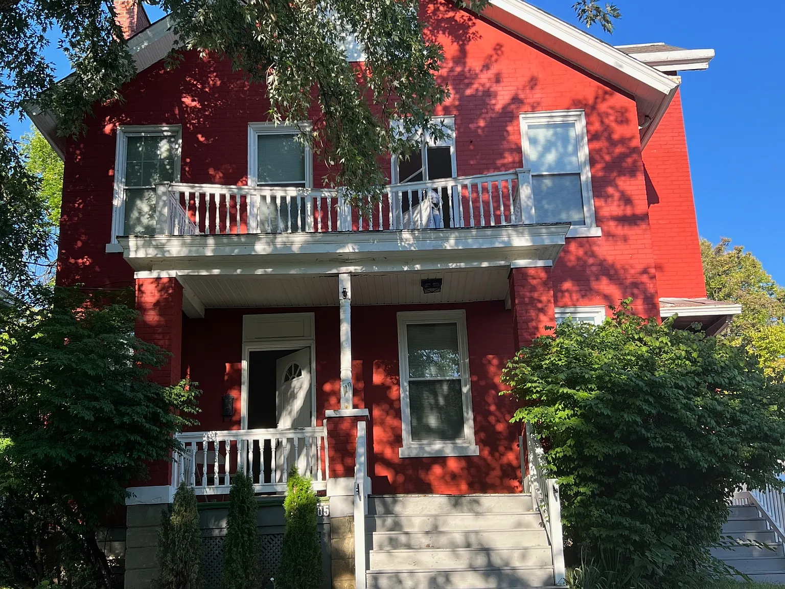 905 Suire Avenue - 2 — Photo 2