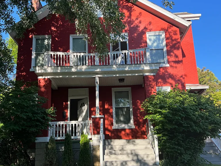 905 Suire Ave #2 — Photo 2