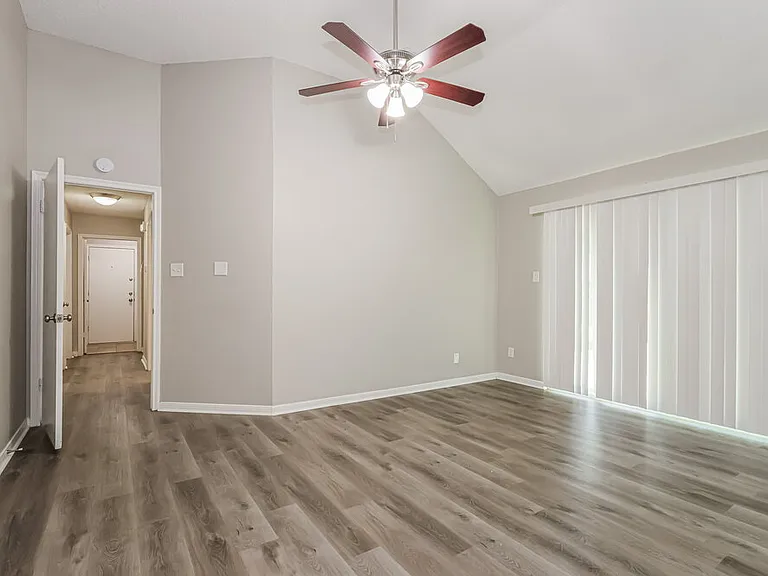 24 S Rain Forest Ct — Photo 11