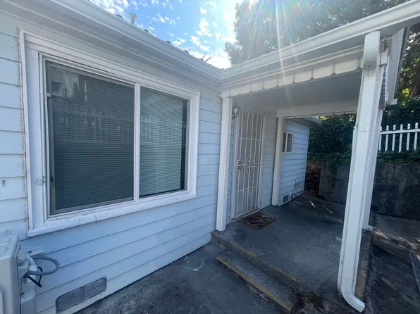 205 S Pine St, Canyonville, OR 97417