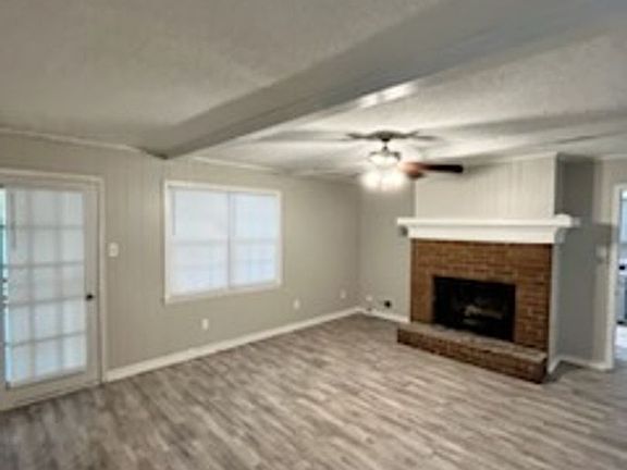 3rd image of 6678 Silhouette Ave