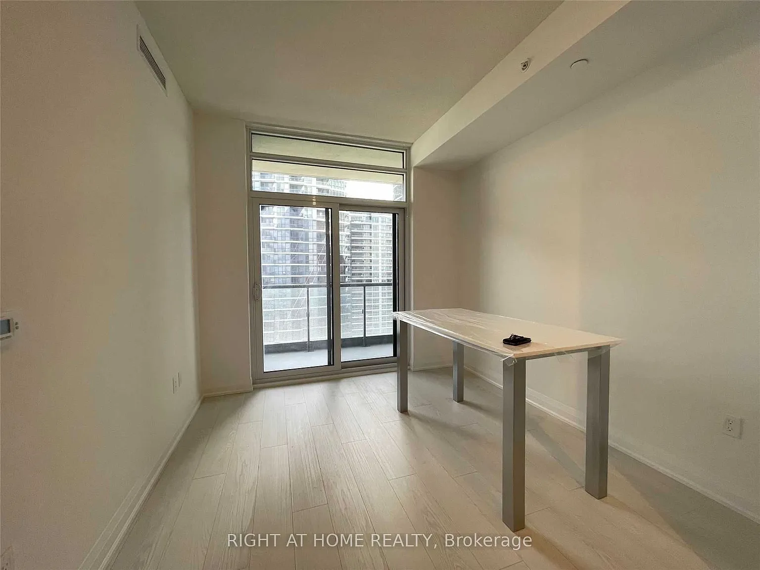 1 bed, $2,200 — Photo 4