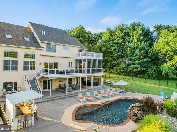 113 Round Hill Rd, Kennett Square, PA 19348