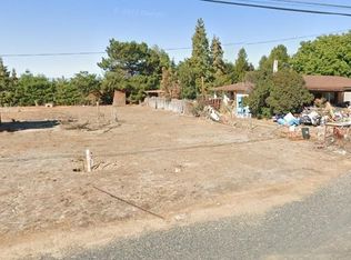 3820 N Harrah Rd, Harrah, WA 98933