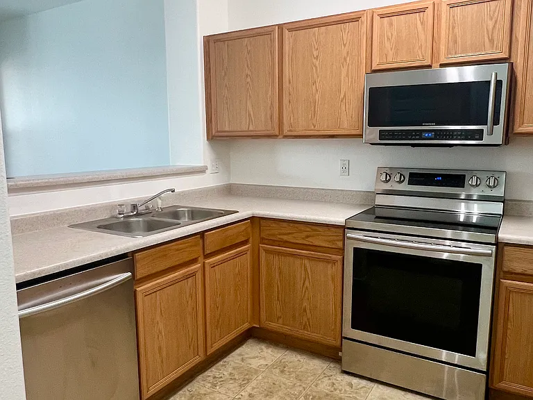 6143 Sierra Grande Point — Photo 7