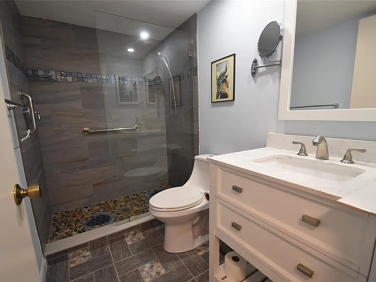 1520 Pelican Point Dr #BA153 — Photo 16