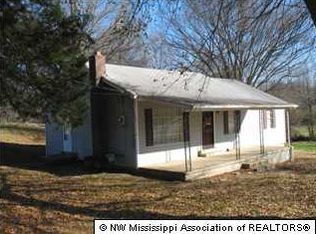 884 Robertson Rd, Memphis, TN 38127