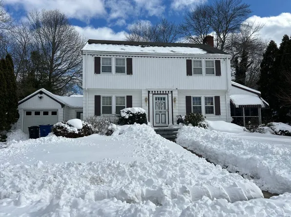 45 Marlin Dr, New Haven, CT 06515