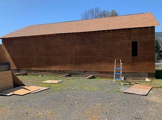28409 Redwood Hwy, Cave Junction, OR 97523