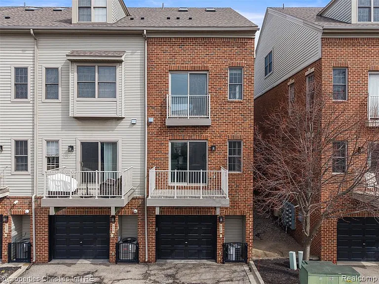 512 Graten St — Photo 51