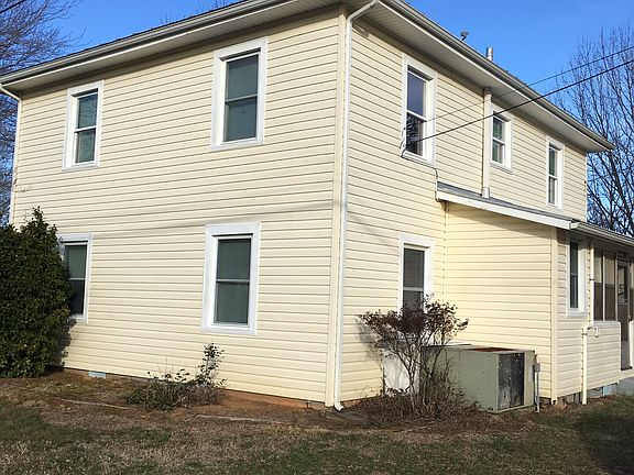 2nd image of 501 Vaden Dr