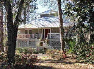 588 SE 4th Ave, Melrose, FL 32666