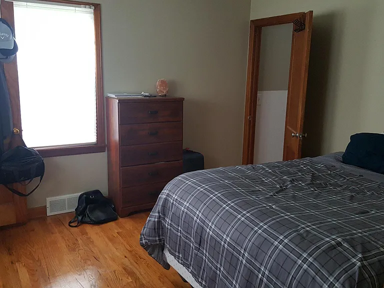 1340 Wood St — Photo 3