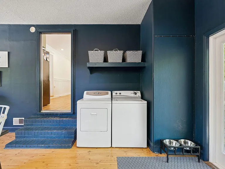 857 Stiles Dr — Photo 16