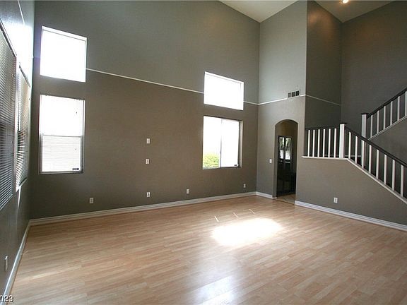 4th image of 9811 Altadena St #0