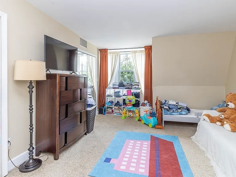 17 Dartmouth St #3 — Photo 12