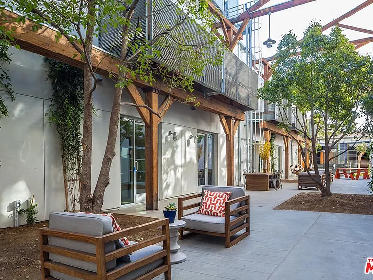 527 Molino St #110 — Photo 34