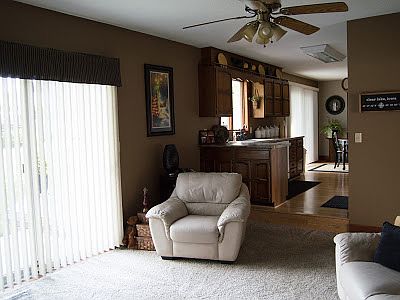 Fireplace room to kitchen 