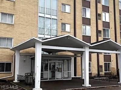 25735 Lorain Rd UNIT 414, North Olmsted, OH, 44070