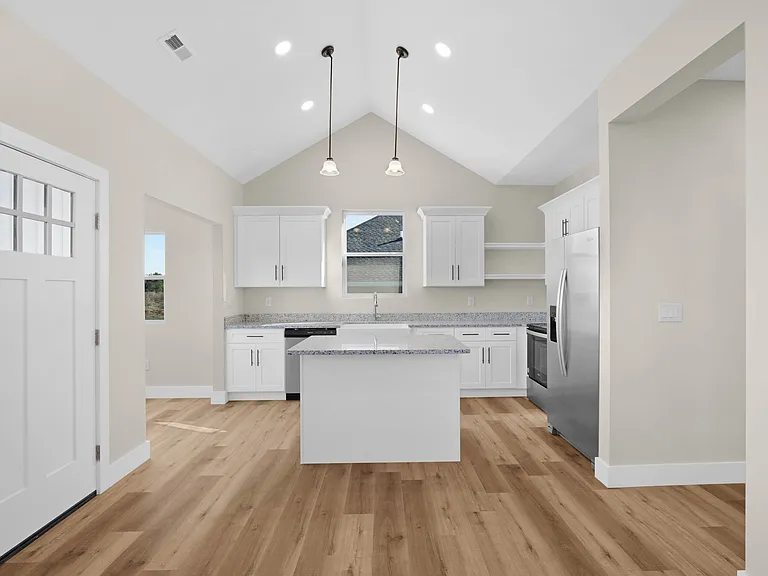 1022 Wentford Ave — Photo 4