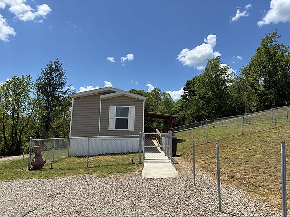 3rd image of 35750 Titus Rd