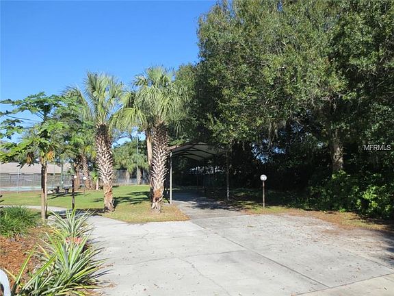 2nd image of 606 Sequoia Cir