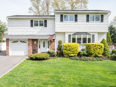 98 Morewood Drive, Smithtown, NY, 11787