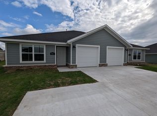 702 W Loren Dr #A, Siloam Springs, AR 72761