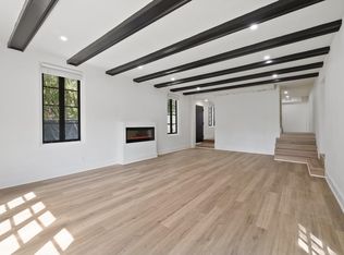 910 W 22nd 1/2 St, Austin, TX 78705
