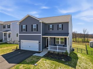 169 Shelton Place Dr, Evans City, PA