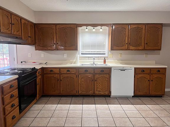 5th image of 447 Greene 731 Rd