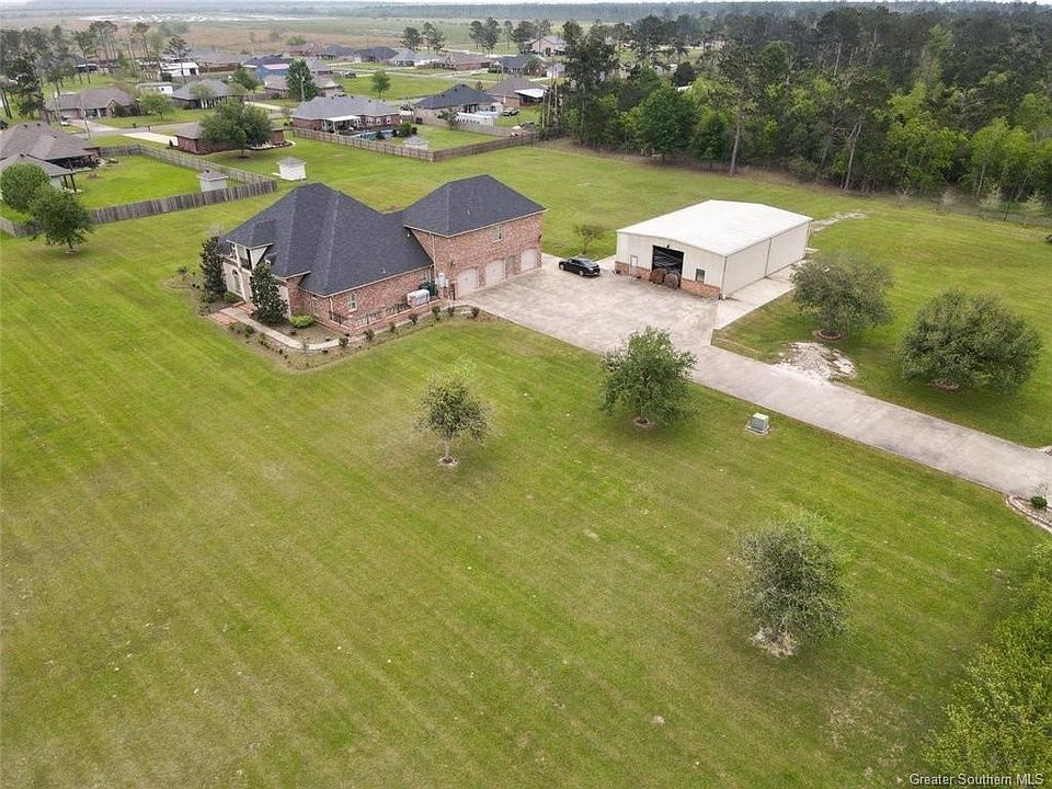 5761 Amoco Rd, Iowa, LA 70647 MLS SWL23001929 Zillow