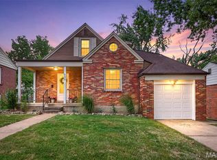 608 Ellwine Dr, Saint Louis, MO 63125