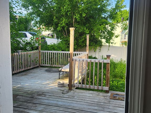 4th image of 24 Blake St