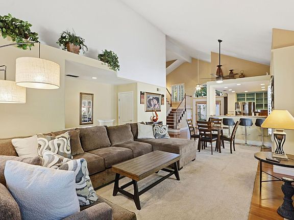 2nd image of 2912 Trigo Way