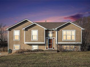 14648 M Hwy, Rayville, MO 64084