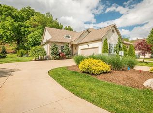 6423 Doral Dr NW, Canton, OH