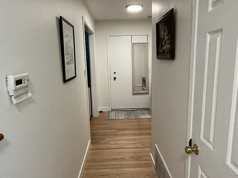 4826 Meadowbrook Dr — Photo 25